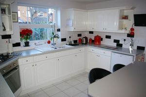 Kitchen- click for photo gallery